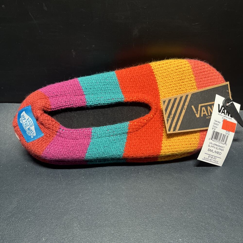 Vans Off The Wall Accessories Knit House Slippers Unisex Size Small-Medium, NWT.